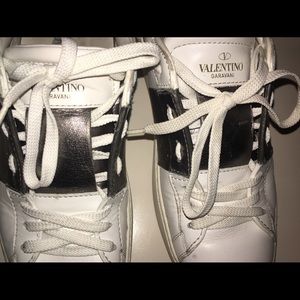 Valentino rockstud sneakers